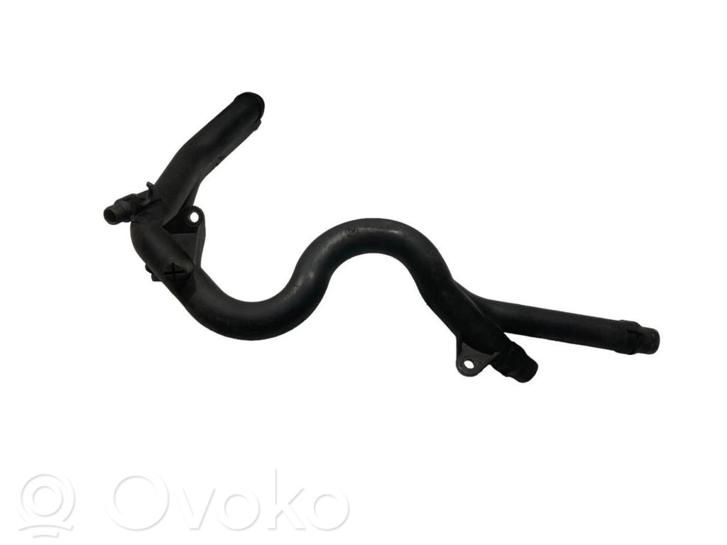 Caurulīte (-es) / šļūtene (-es)