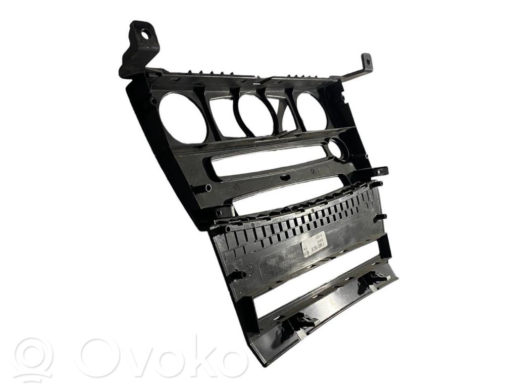 Klimata kontrole / mazā radiatora vadības dekoratīvā apdare