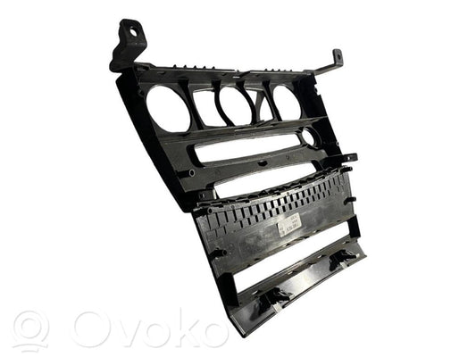 Climate control/small radiator control trim