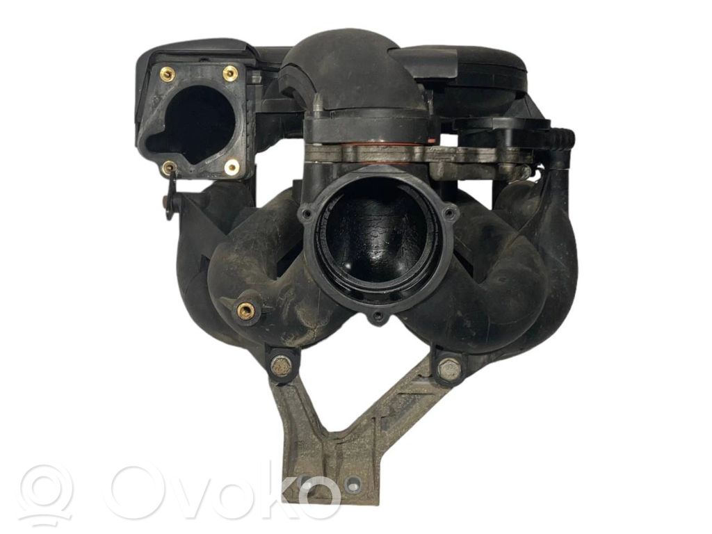 Впускной коллектор