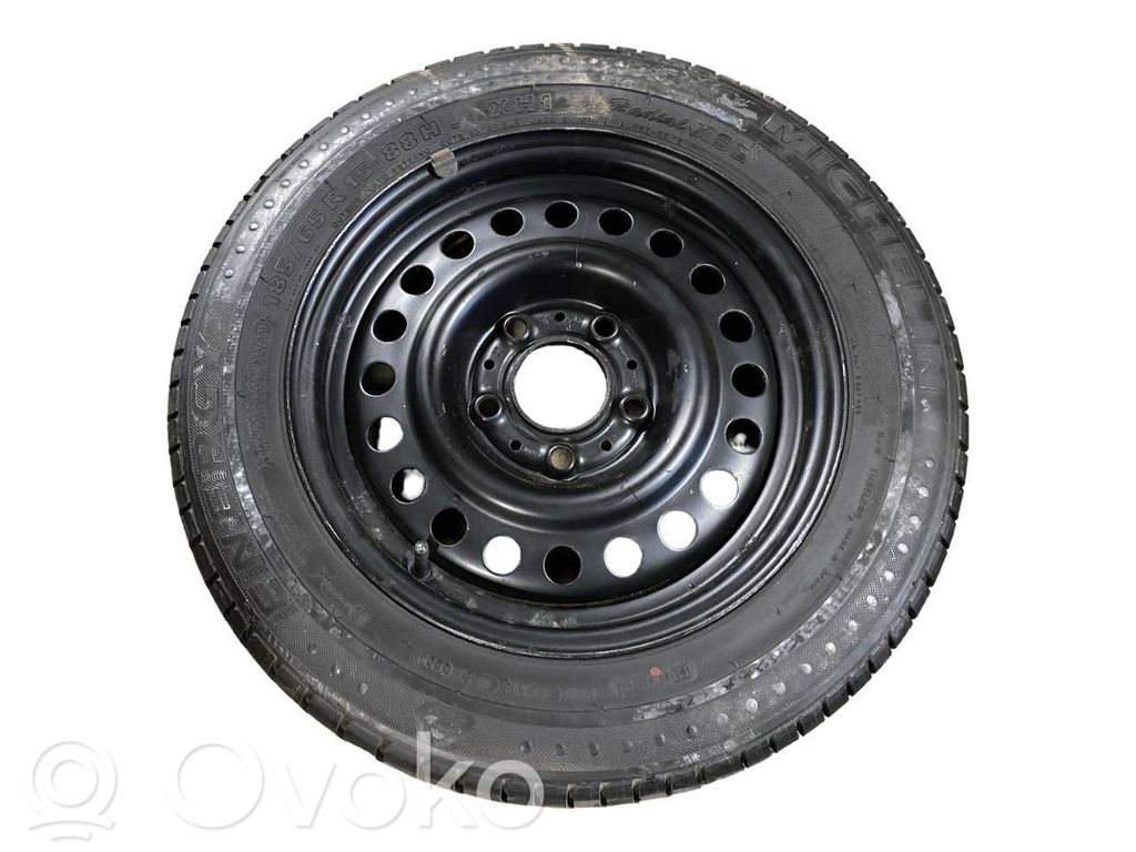 R 15 rezerves ritenis