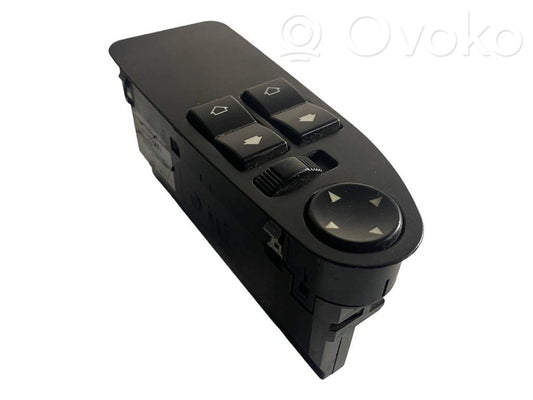 Power window switch