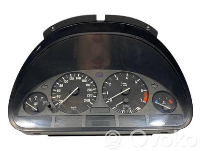 Spidometrs (instrumentu panelī)