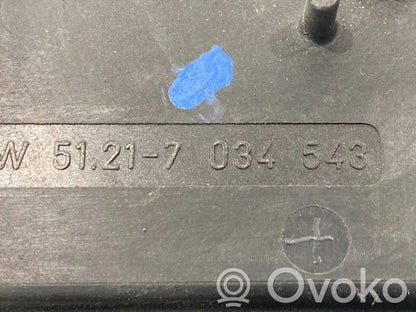 Aizmugurē turētājs / kronšteins ārējam atvēršanas rokturim