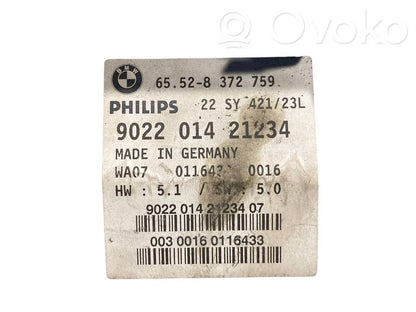 Radio / CD/DVD atskaņotājs / navigācija