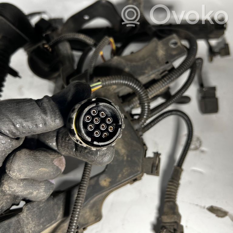 Engine wiring harness