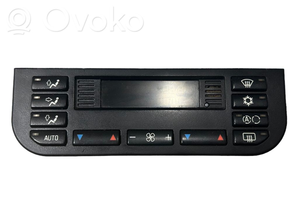 Gaisa kondicioniera / klimata kontroles / salona apsildes vadības bloks (salonā)