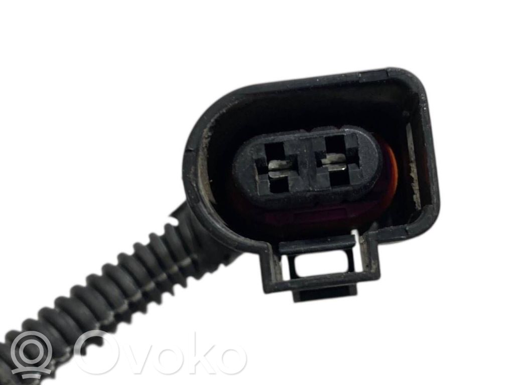 Logu šķidruma tvertne