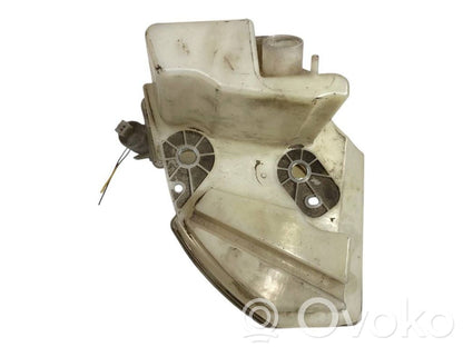 Logu šķidruma tvertne