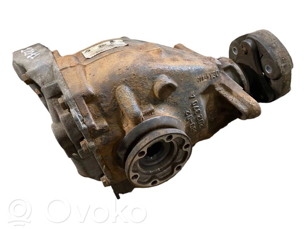 Aizmugurējais reduktors