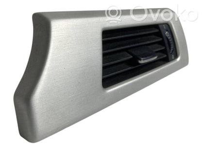 Side air grille
