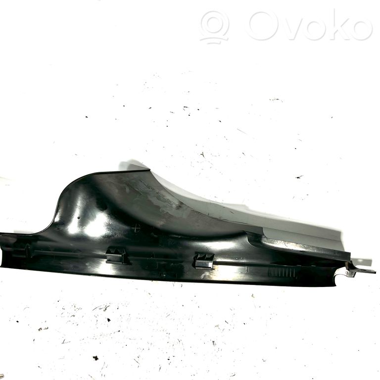 Aizmugurējā sliekšņa dekoratīvā apdare (iekšējā)