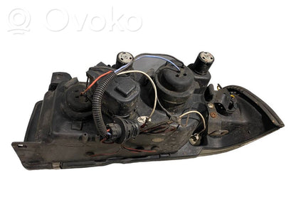 Priekšējo lukturu komplekts