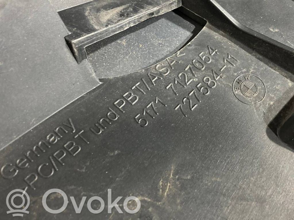 Spoilera aizmugurējais vāks