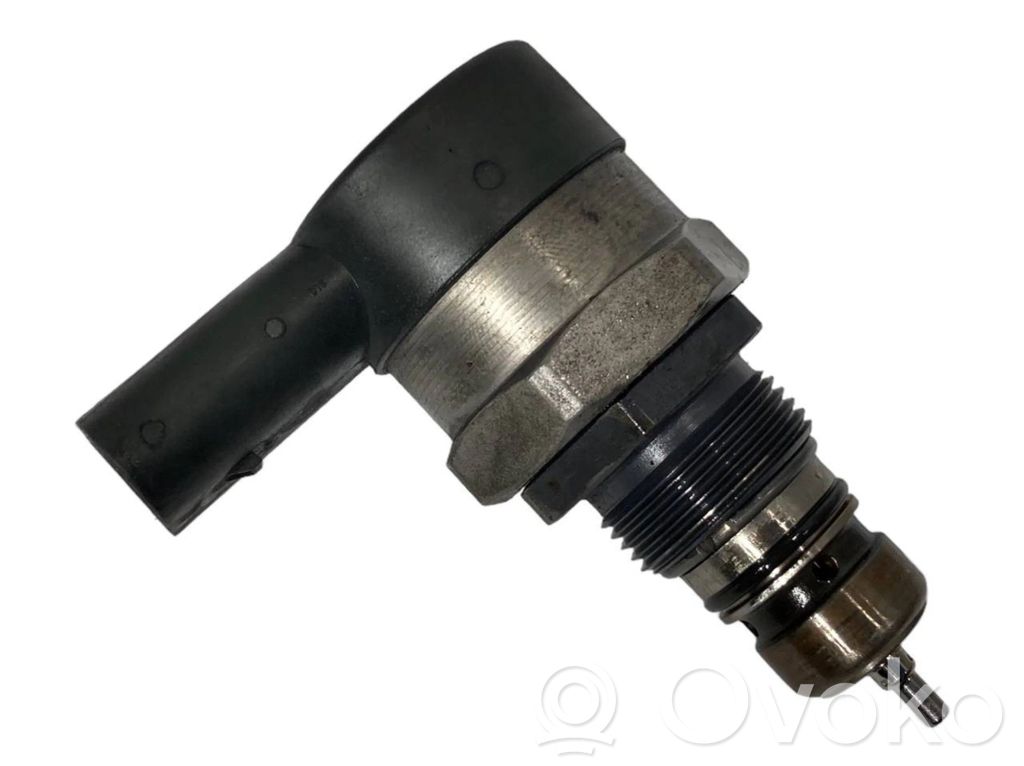 Fuel pressure regulator