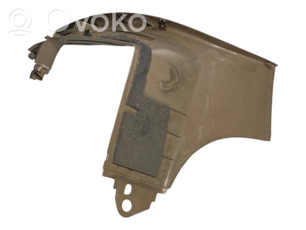 (D) statņa dekoratīvā apdare (apakšdaļa)