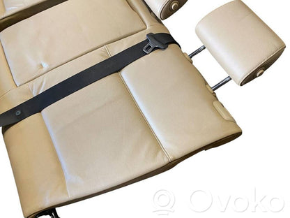 Salona daļu komplekts