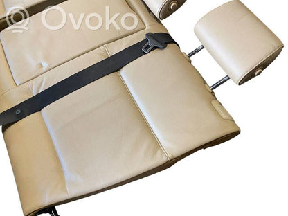 Salona daļu komplekts