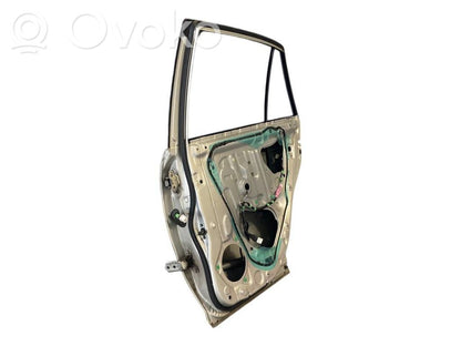 Aizmugurējās durvis