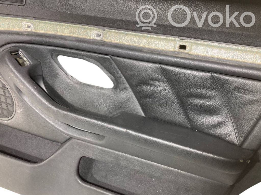 Priekšējo durvju apdare