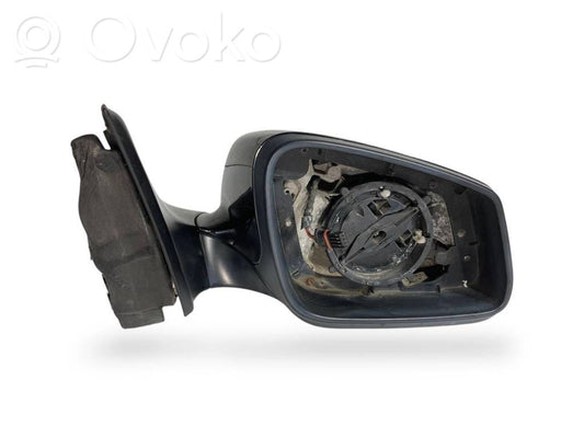 Mirror (electrically controlled)