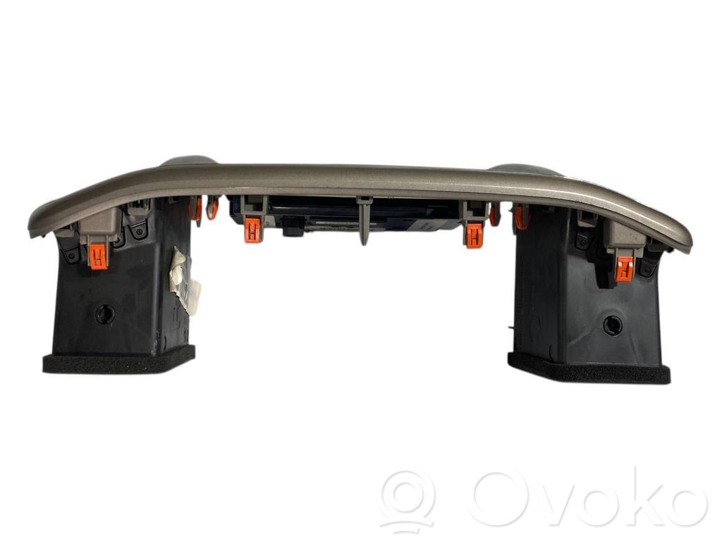 Gaisa kondicioniera / klimata kontroles / salona apsildes vadības bloks (salonā)