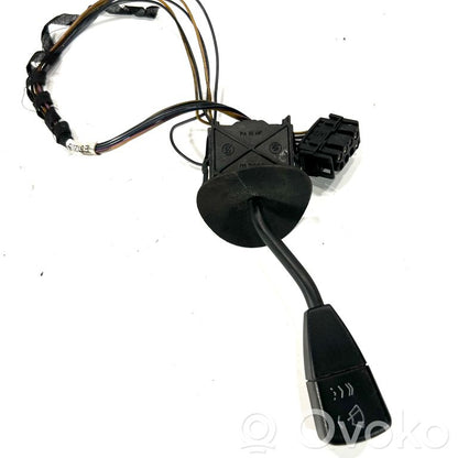 Stikla tīrītāju slēdzis