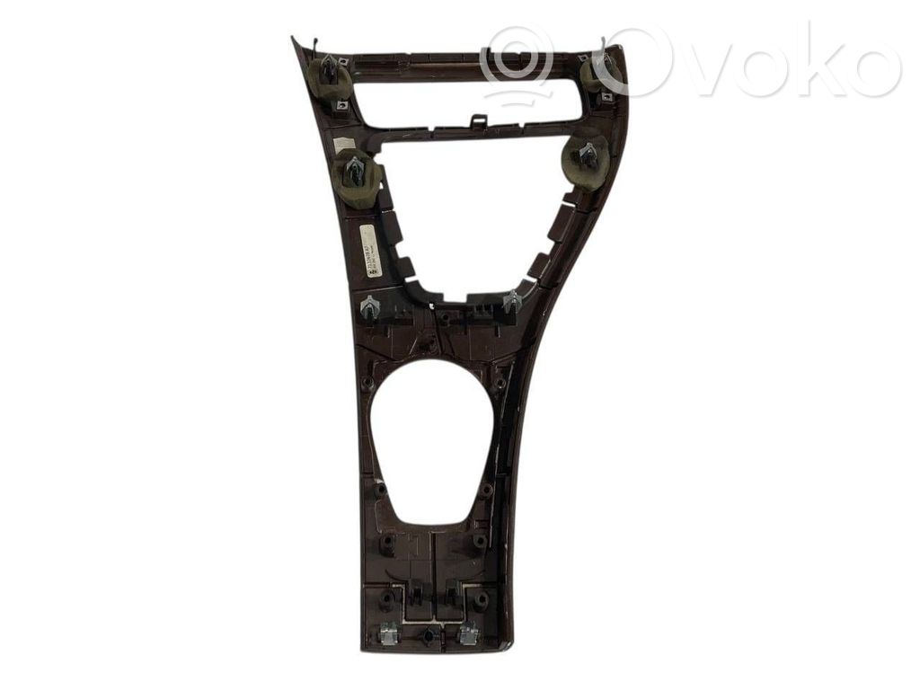 Salona dekoratīvās apdares komplekts