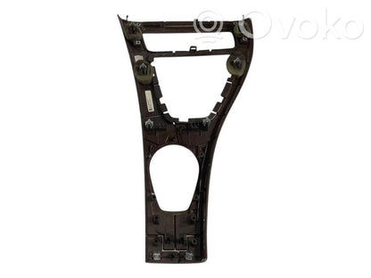 Salona dekoratīvās apdares komplekts