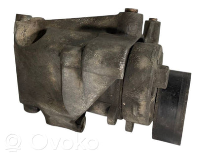 Air conditioning compressor mount