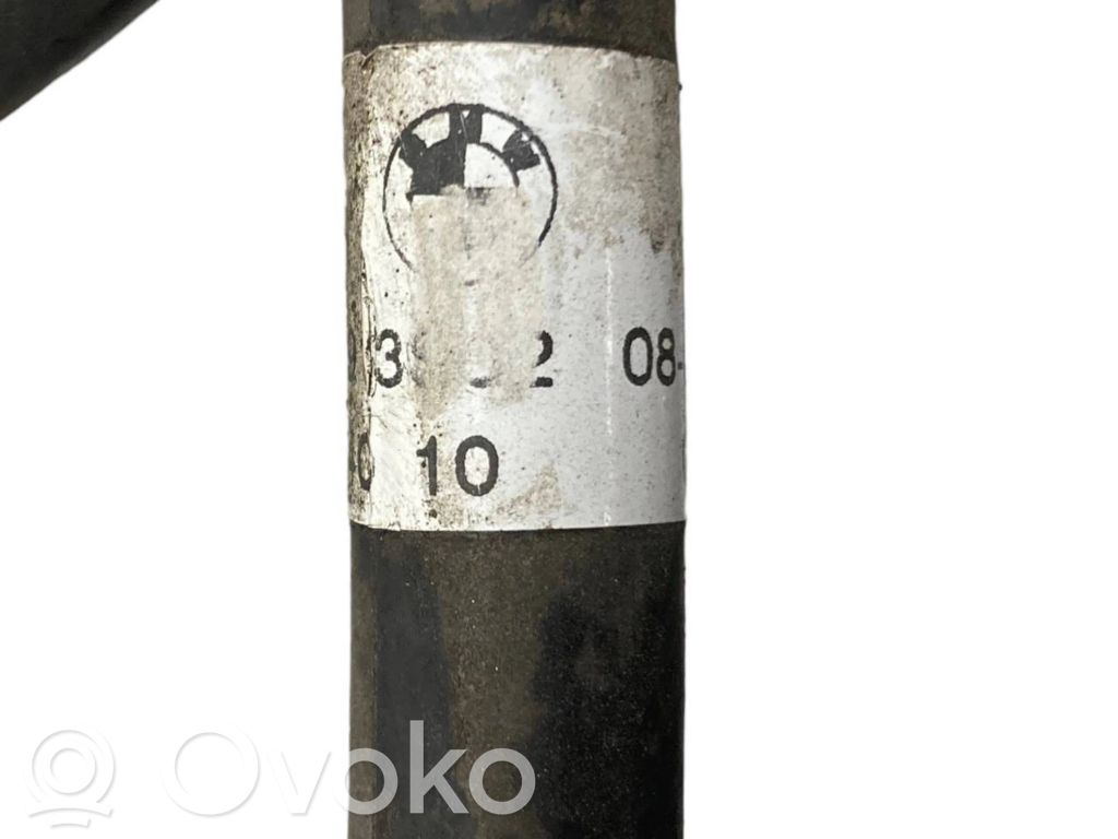 Headlight washer fluid tube(s)