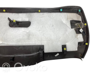 Galvenais apdares panelis