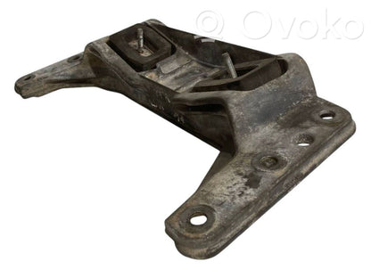 Transmission mounting bracket