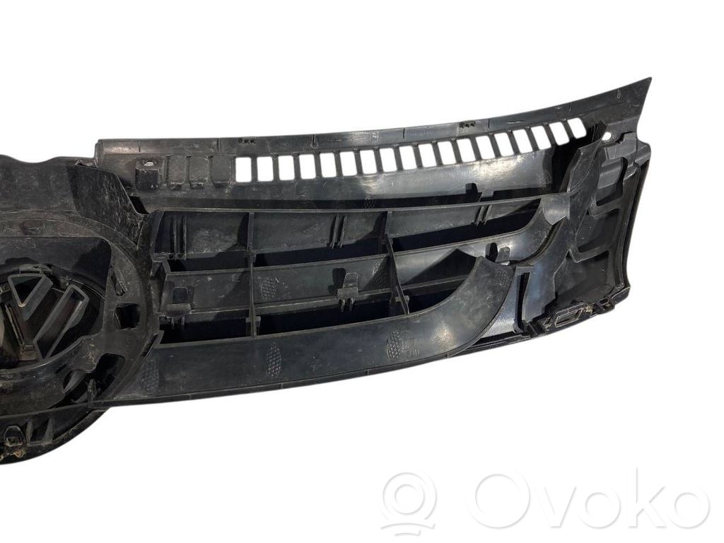 Priekšējais režģis