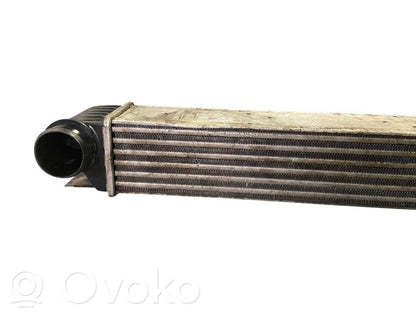 Starpdzesētāja radiators