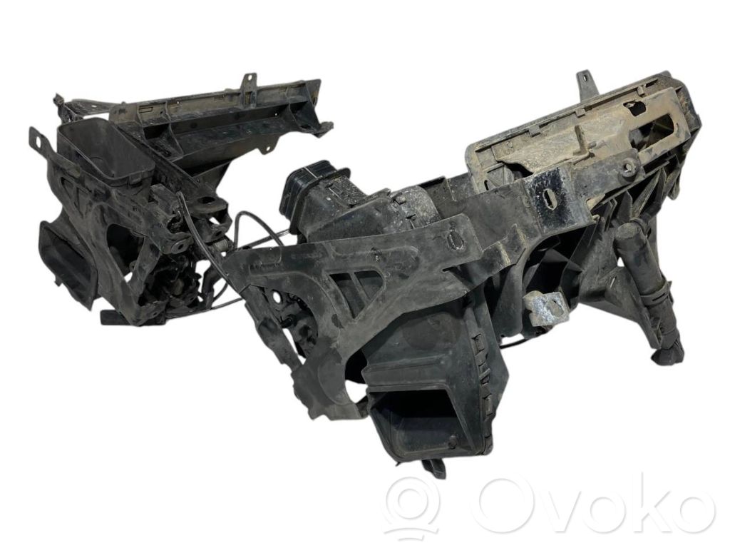 Priekšējā luktura turētājs