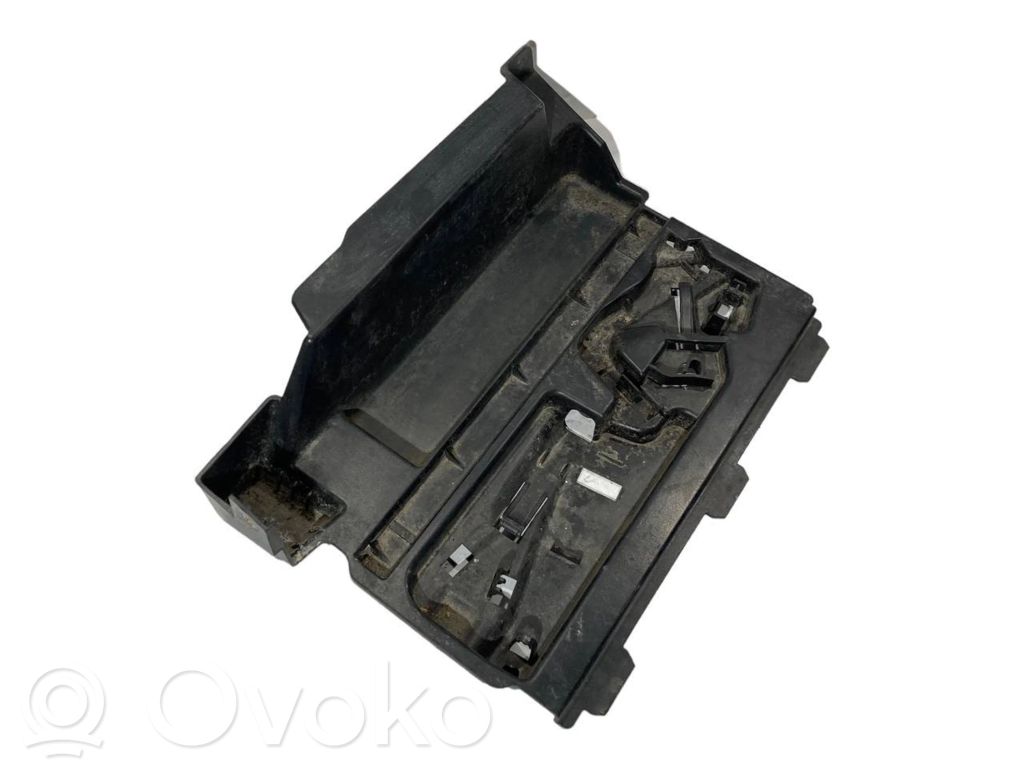 Cita veida bagāžnieka dekoratīvās apdares detaļa