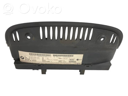 Screen / display / small screen