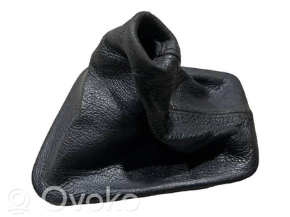 Декоративная отделка рычага переключения передач (кожа, наконечник)