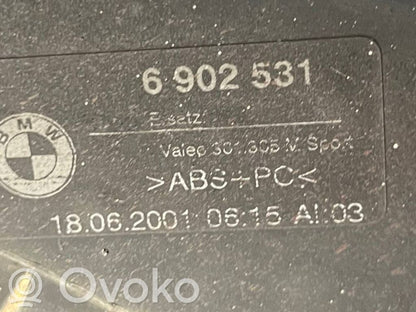 Aizmugurējais lukturis virsbūvē