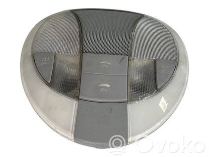 Aizmugurējo vietu apgaismojums