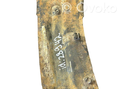 Aizmugurē riteņa rumbas vārpstas šarnīrs (stupica, capfa)