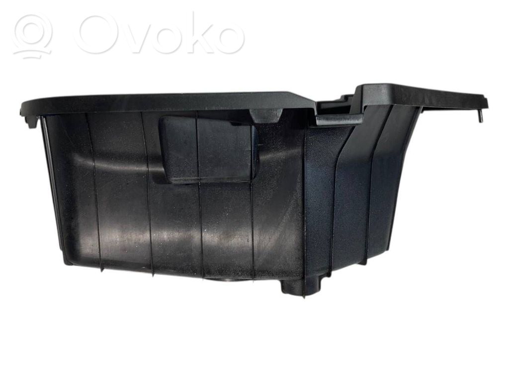 Mantu nodalījums stumbrs