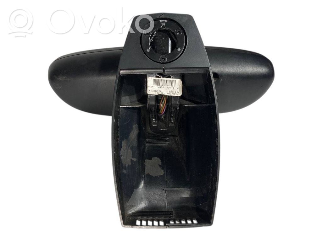 Atpakaļskata spogulis (salonā)