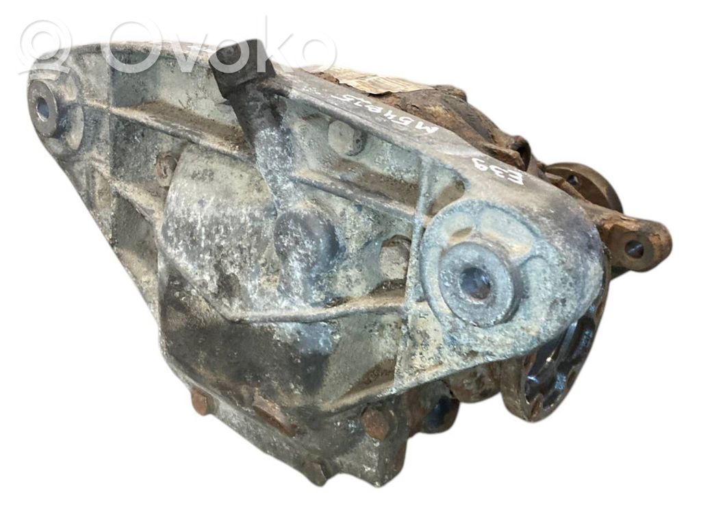 Aizmugurējais reduktors