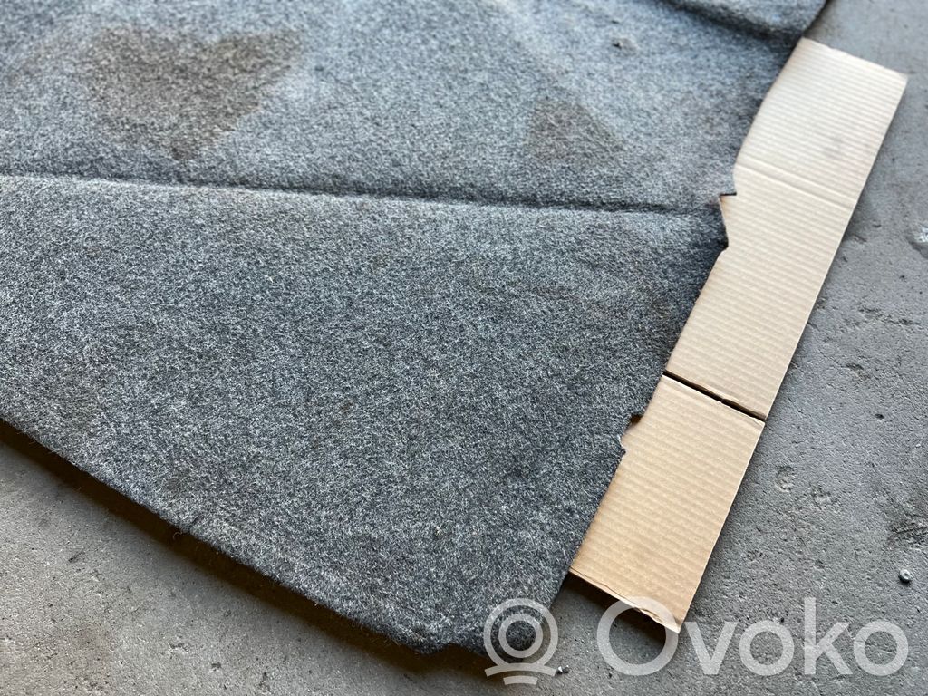 Пол багажника