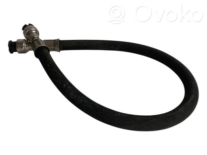 Degvielas caurulīte (-es)