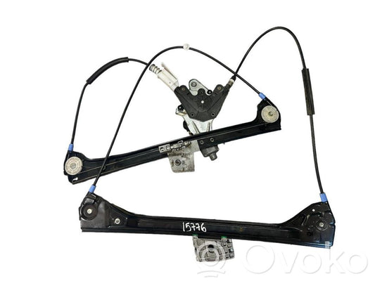 Priekšpusē elektriskā loga pacelšanas mehānisma komplekts