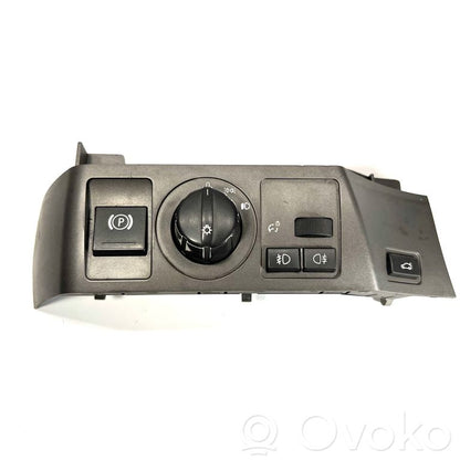 Headlight switch