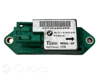 Airbag impact sensor